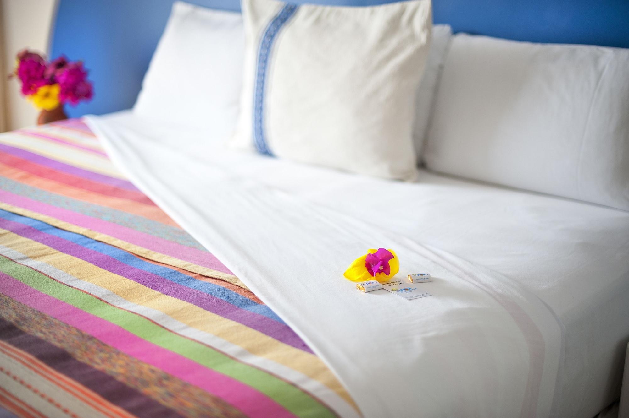 Hotel Suites Villasol Пуэрто-Эскондидо Экстерьер фото