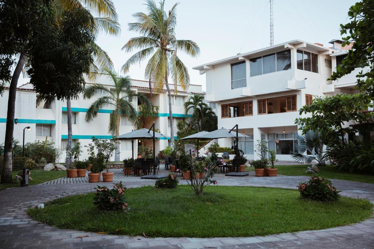 Hotel Suites Villasol Пуэрто-Эскондидо Экстерьер фото